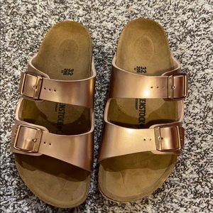 rose gold birkenstock’s